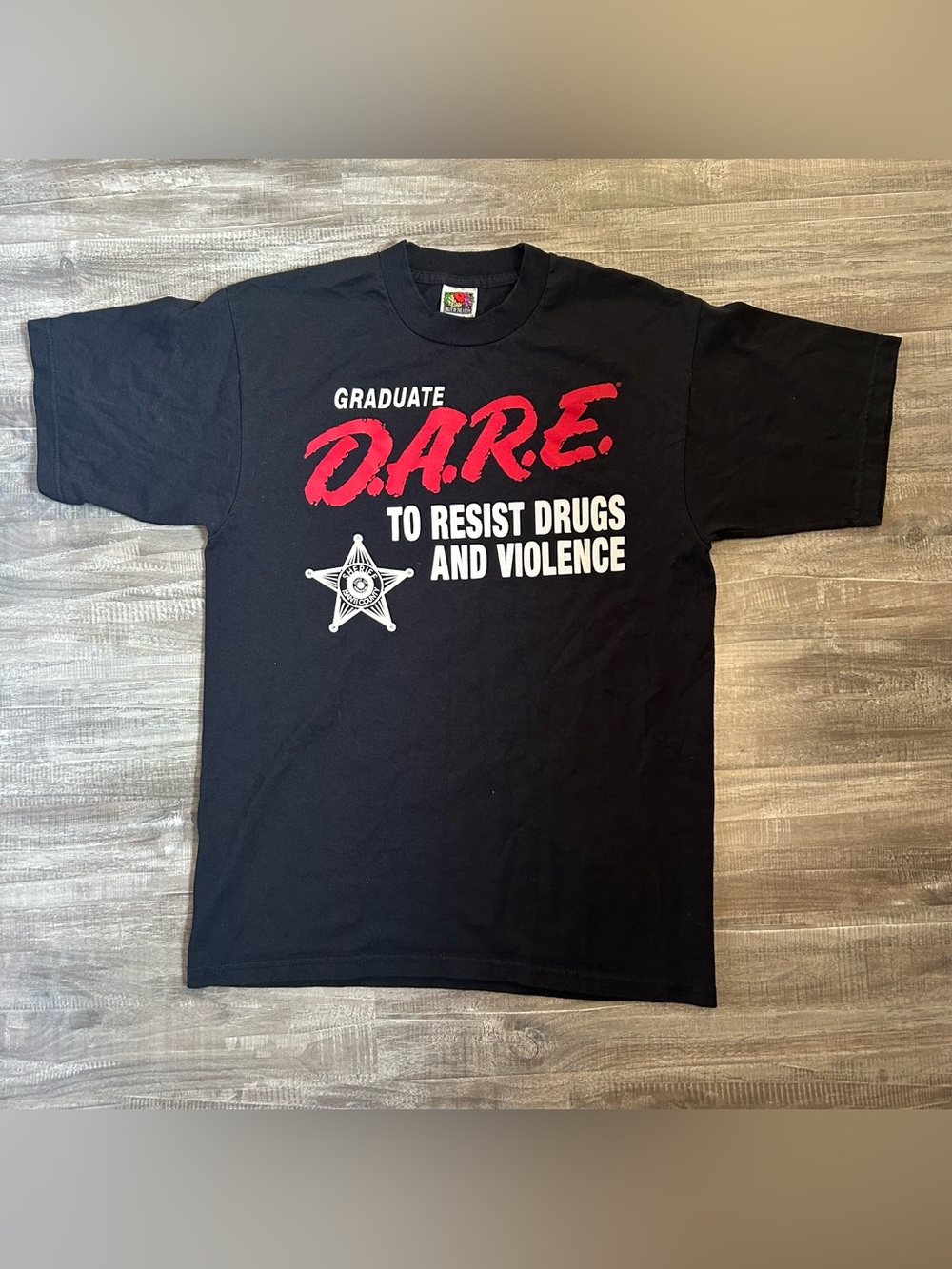 Vintage DARE Graduate Sheriff T Shirt Size M Resist Drugs And Violence